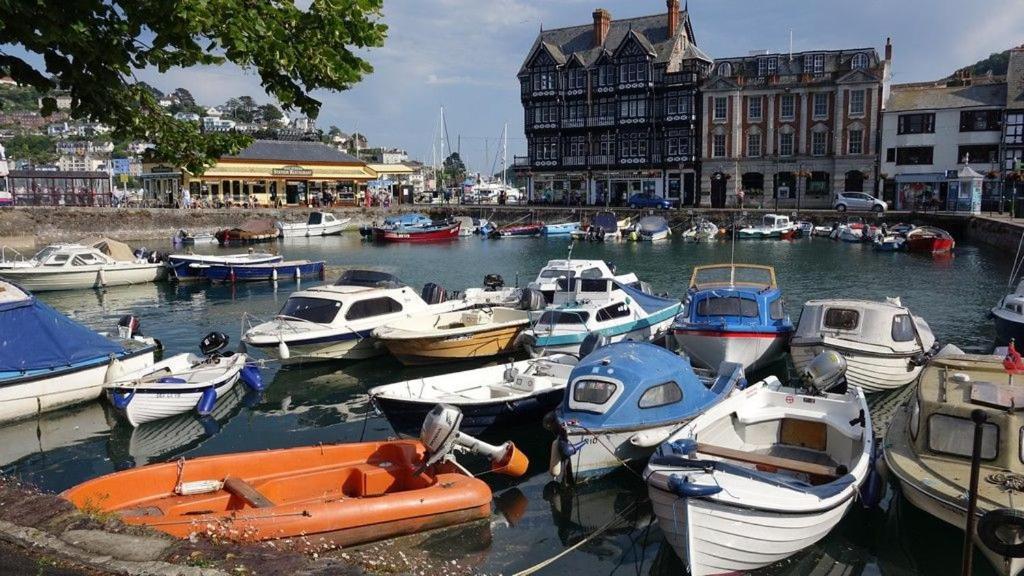 Number 20 - Central, Classic Style, Private And Parking Dartmouth Exteriér fotografie